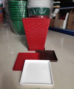 Đĩa nhựa vuông 23x23x2